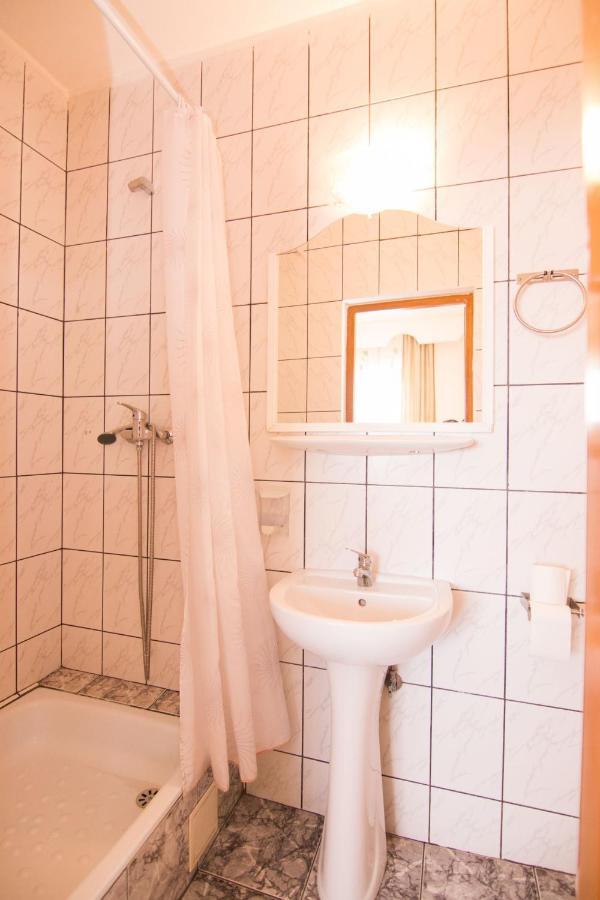 Motel Dracula Şelimbăr Eksteriør bilde